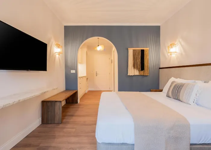 Blue Paradise Apart-hotel