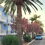 Blue Paradise Apart-hotel 4*